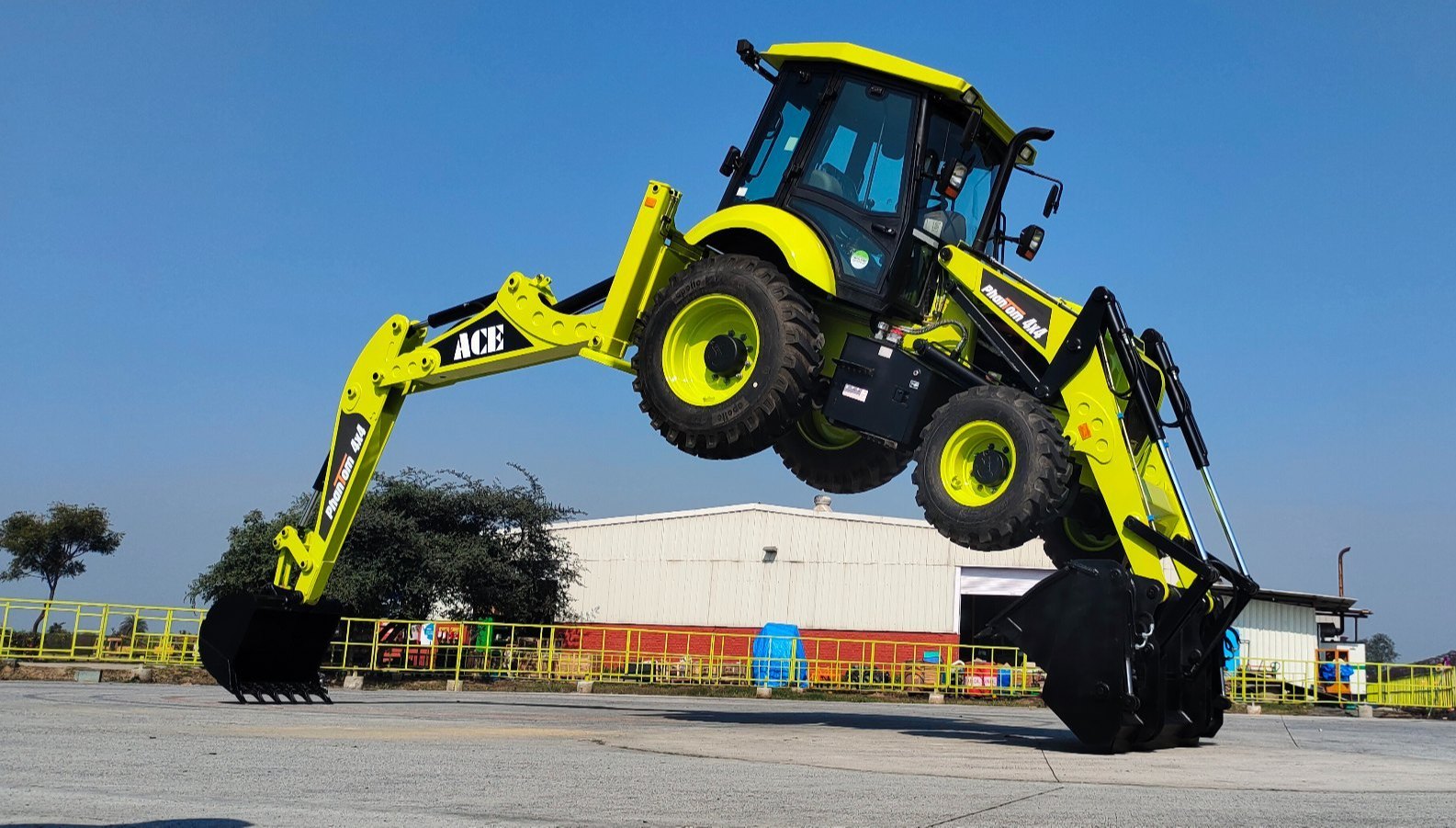 ace-phantom-4wd-backhoe-loader