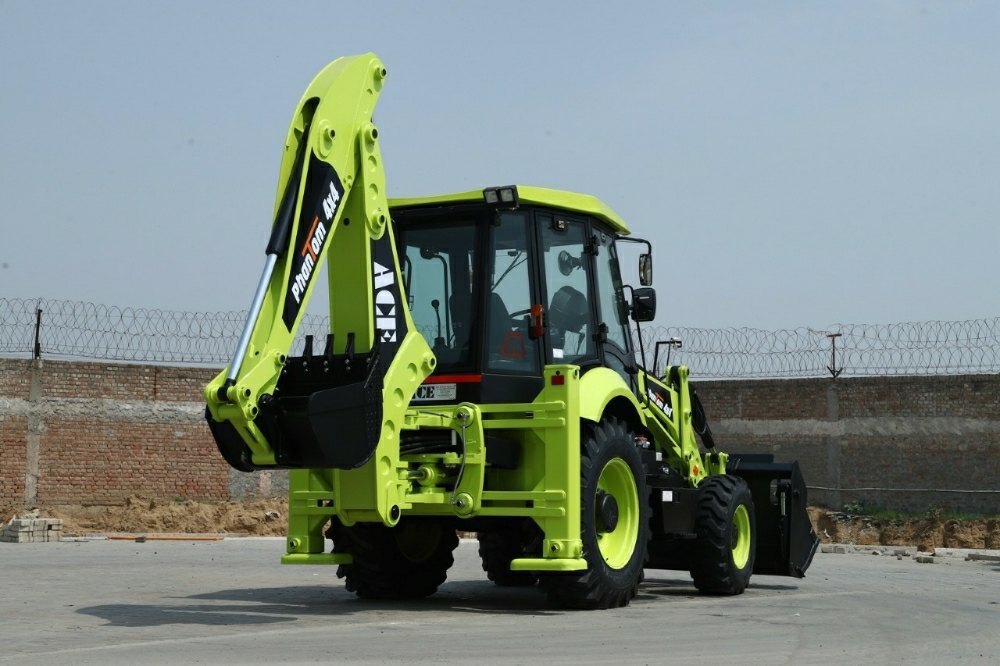 ace-phantom-backhoe-loader